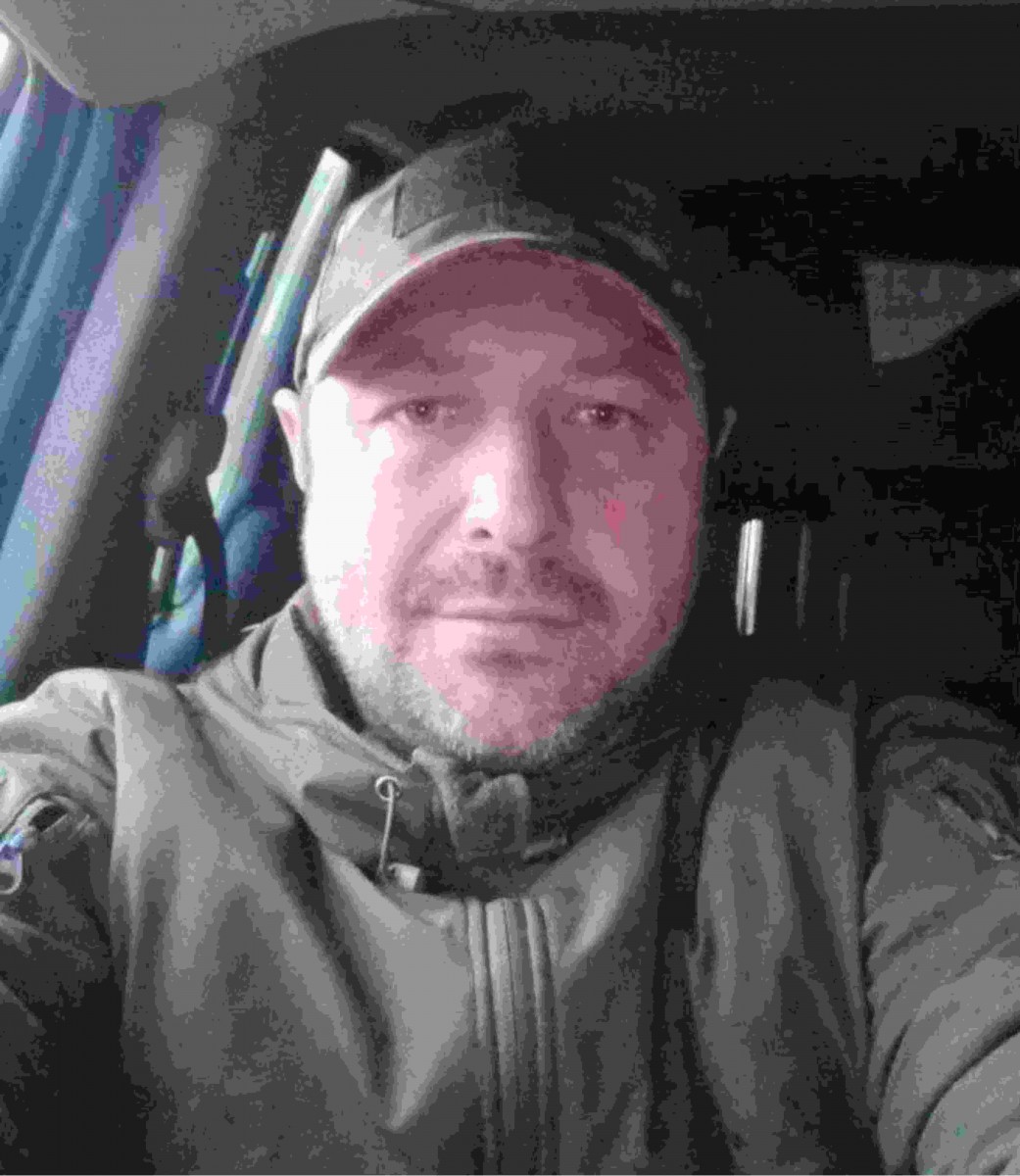 КОЛІСНИК Павло